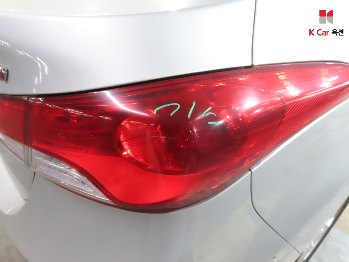 Hyundai Elantra 2011 - Image 38