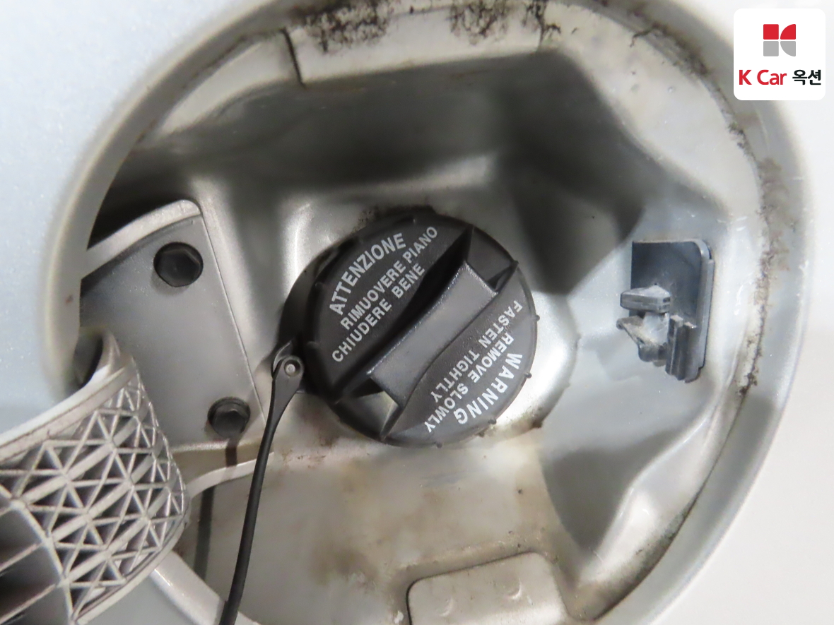 Hyundai Elantra 2011 - Image 23