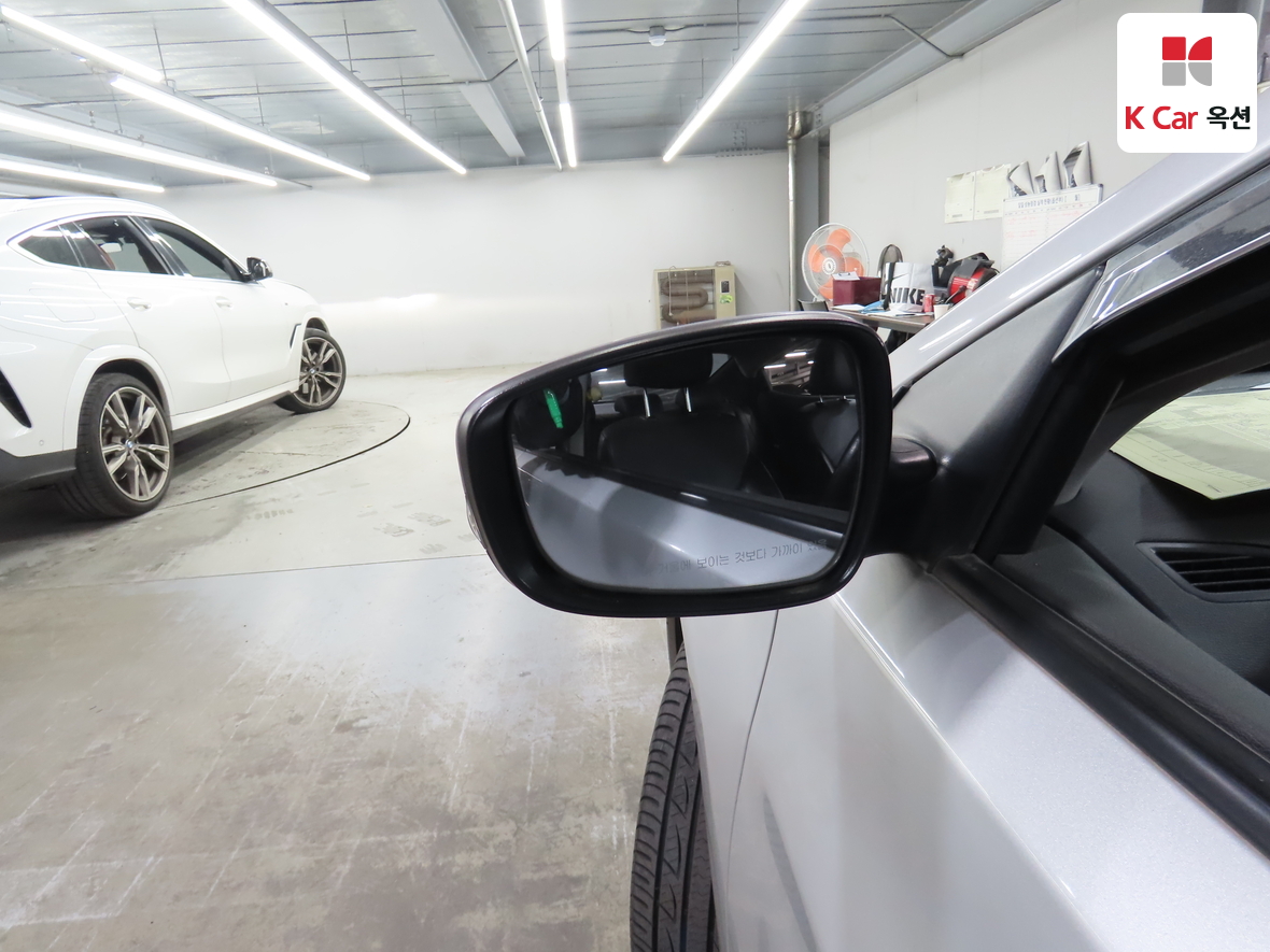 Hyundai Elantra 2011 - Image 20