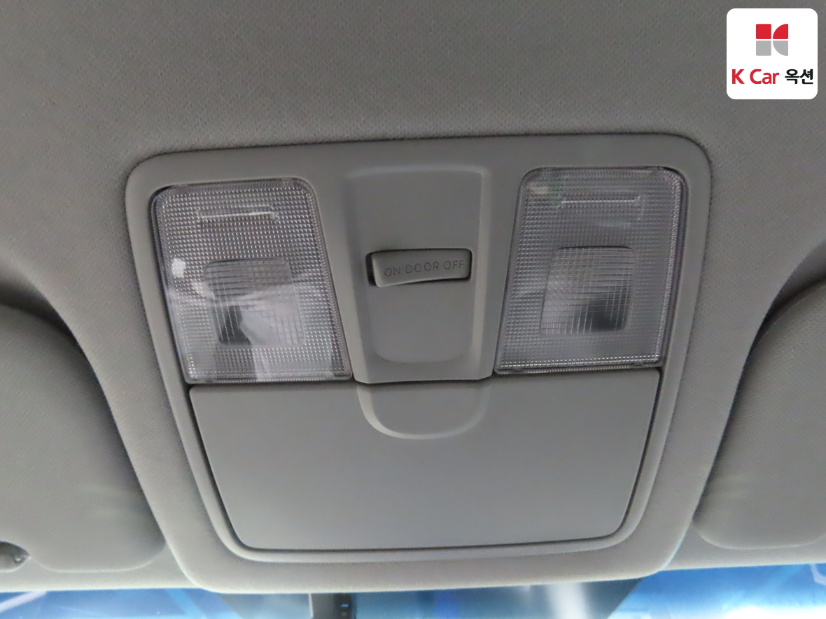 Hyundai Elantra 2011 - Image 12