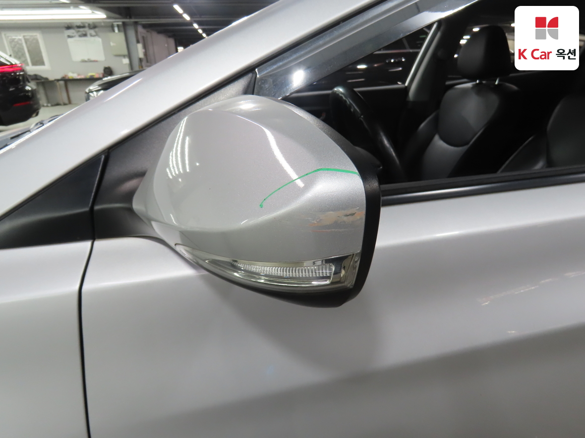Hyundai Elantra 2011 - Image 33