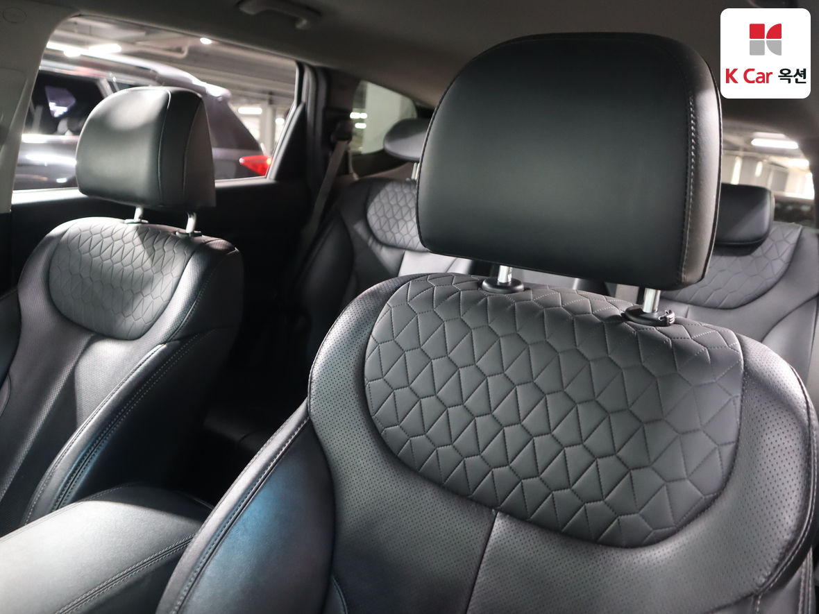 Hyundai Santa Fe 2020 - Image 20