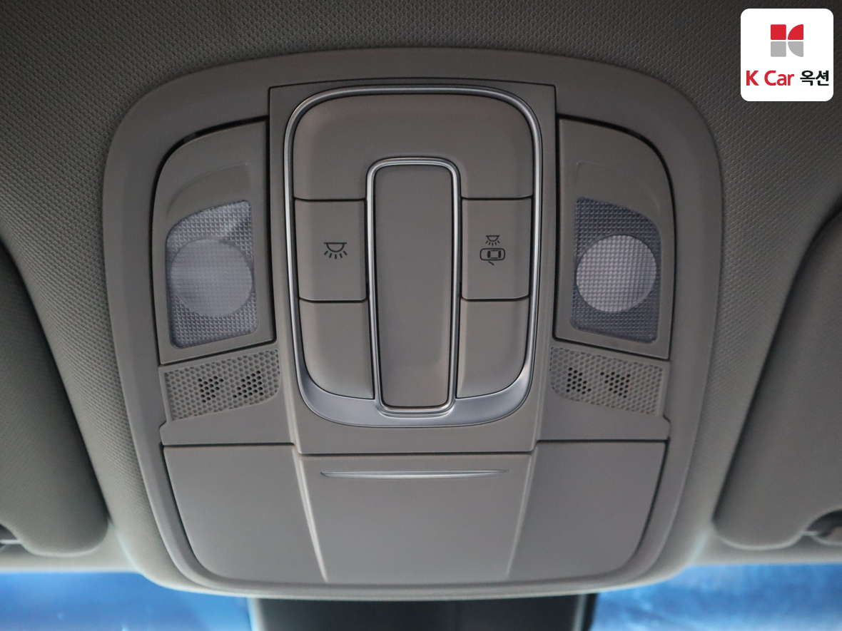 Hyundai Santa Fe 2020 - Image 12