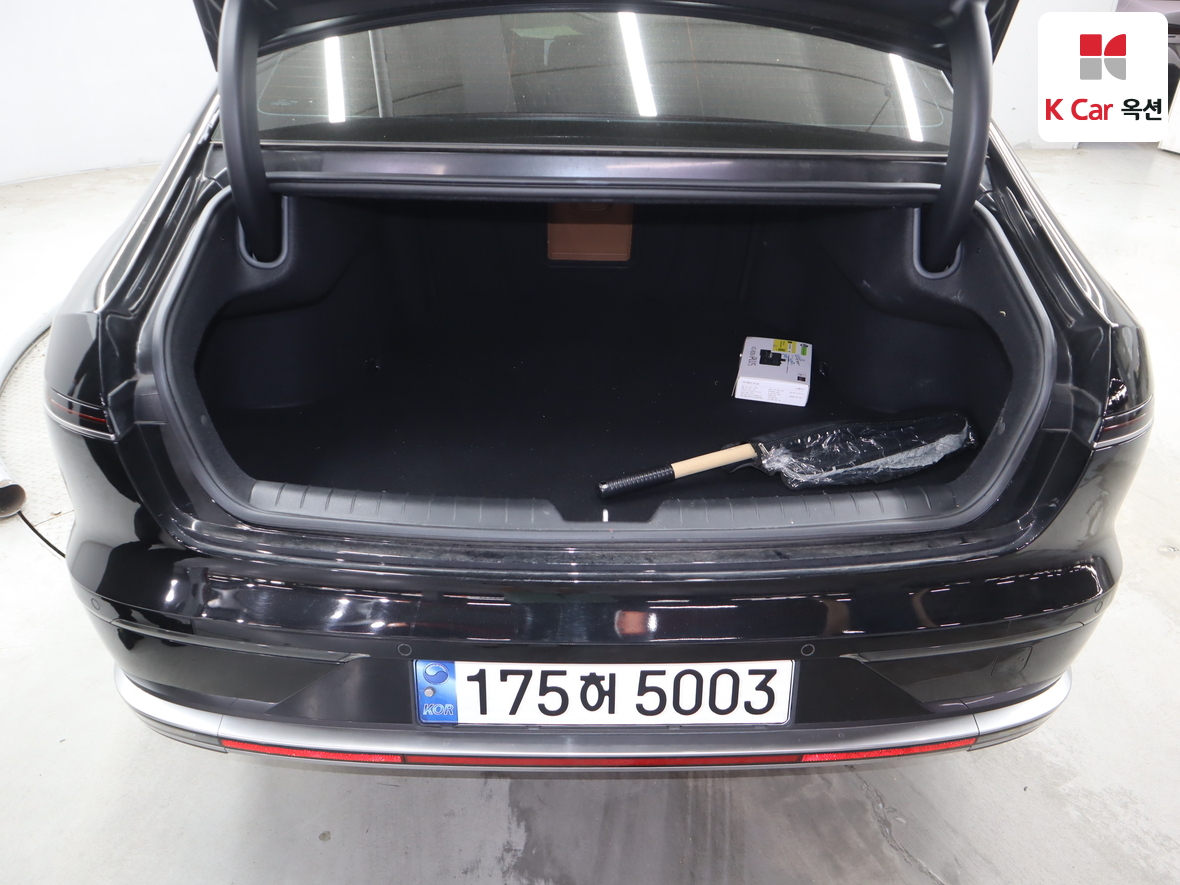 Hyundai AZERA 2023 - Image 26