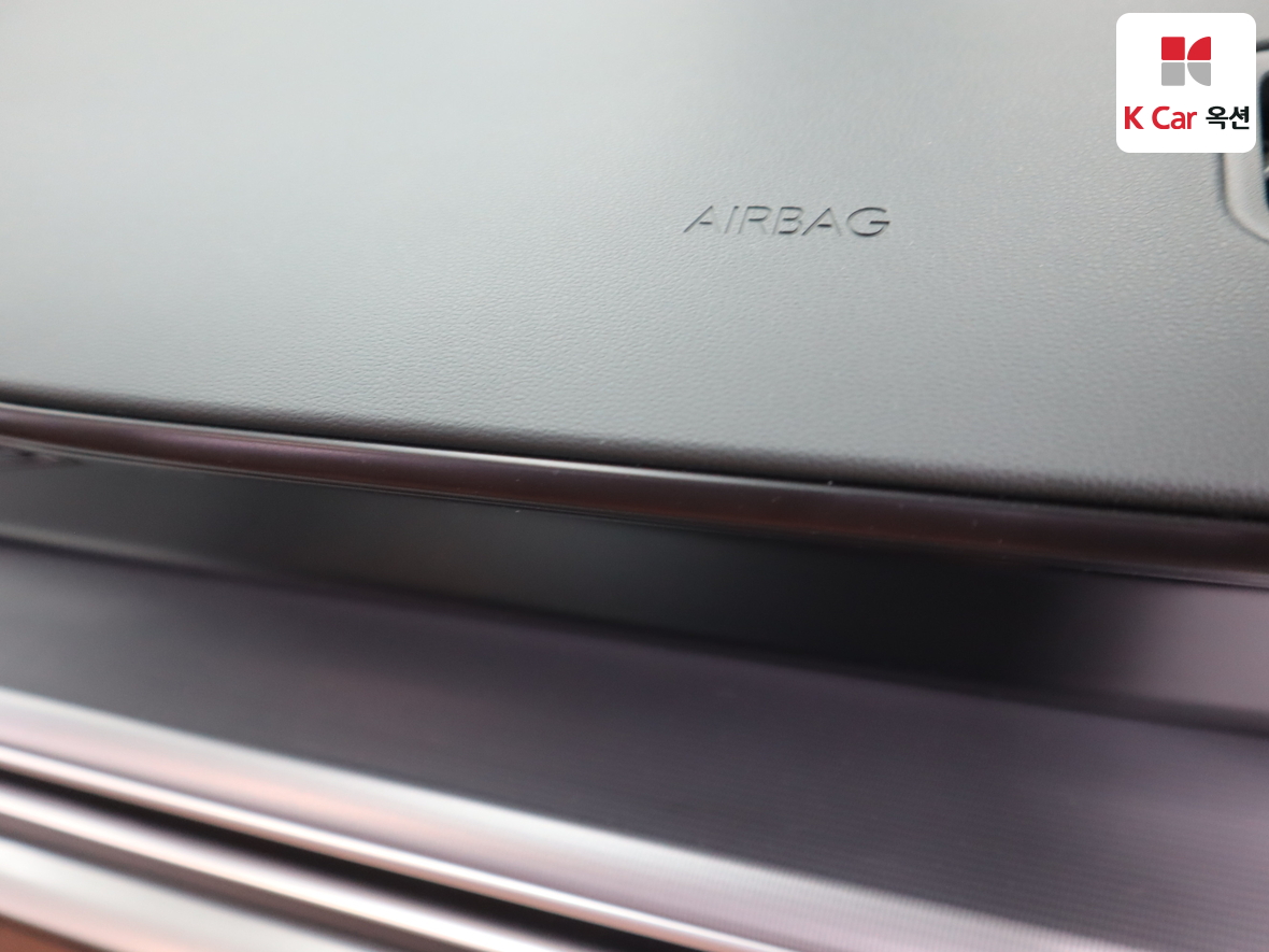 Hyundai AZERA 2023 - Image 32