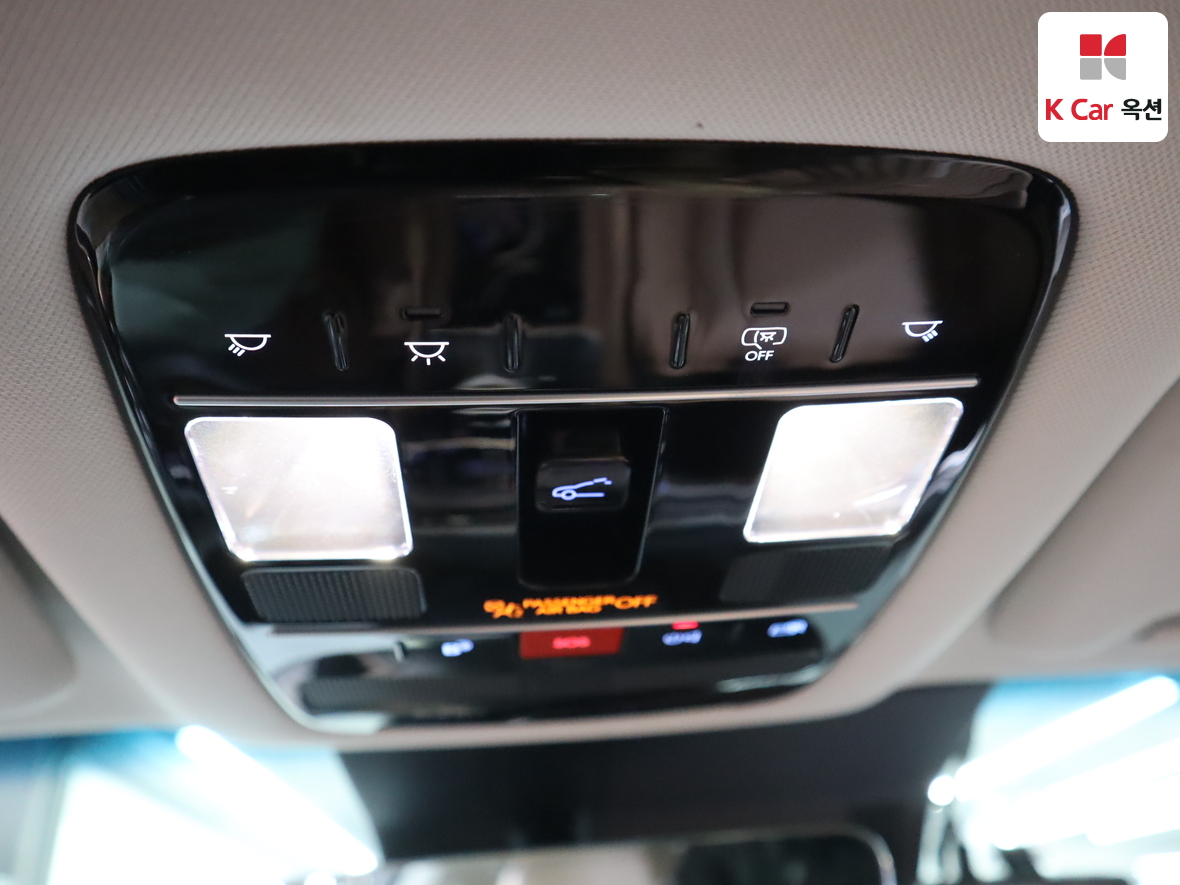 Hyundai AZERA 2023 - Image 12