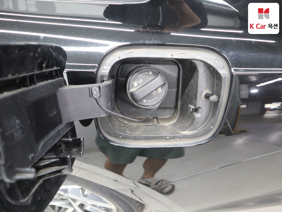 Hyundai AZERA 2023 - Image 25