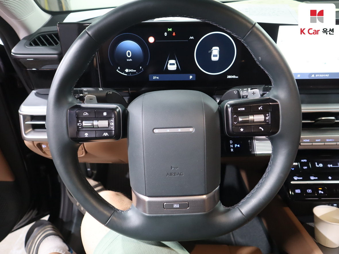 Hyundai AZERA 2023 - Image 10