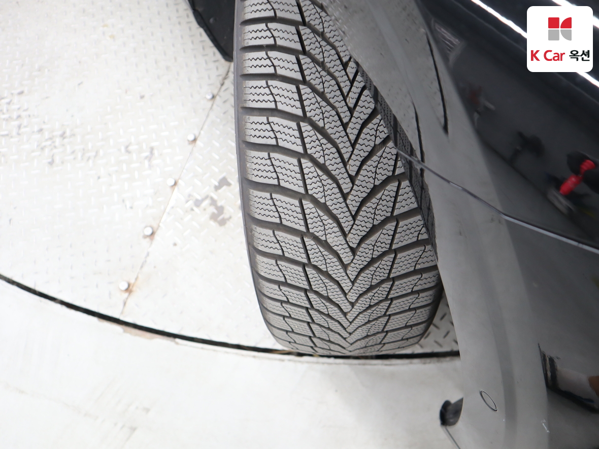 Hyundai AZERA 2023 - Image 33