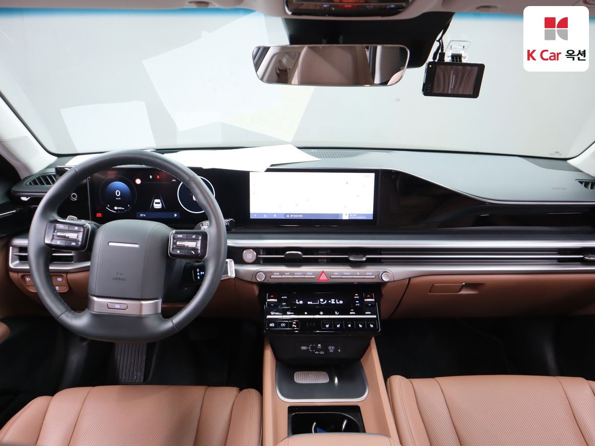 Hyundai AZERA 2023 - Image 3