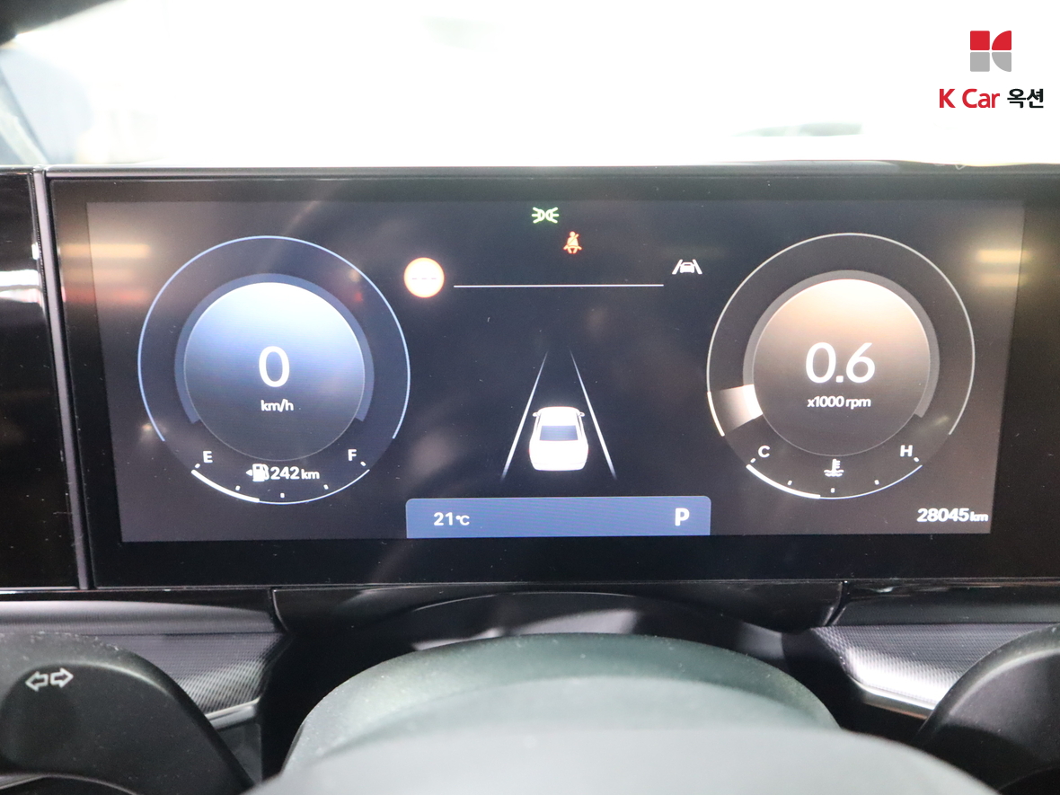 Hyundai AZERA 2023 - Image 5