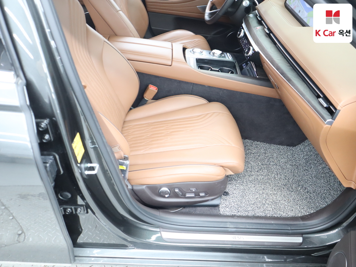 Genesis G80 2023 - Image 29