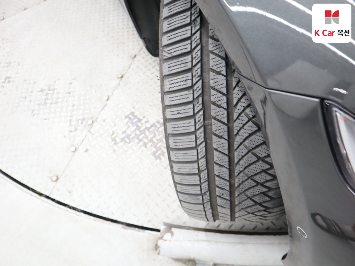 Genesis G80 2023 - Image 31