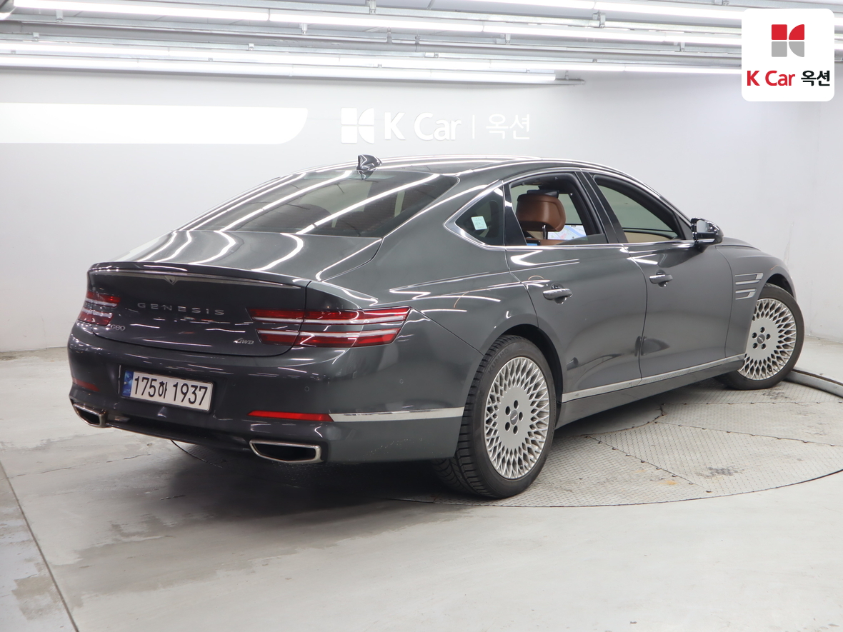 Genesis G80 2023 - Image 2