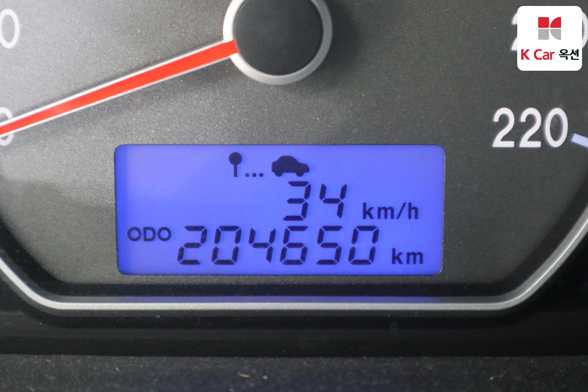 Hyundai Elantra - 4