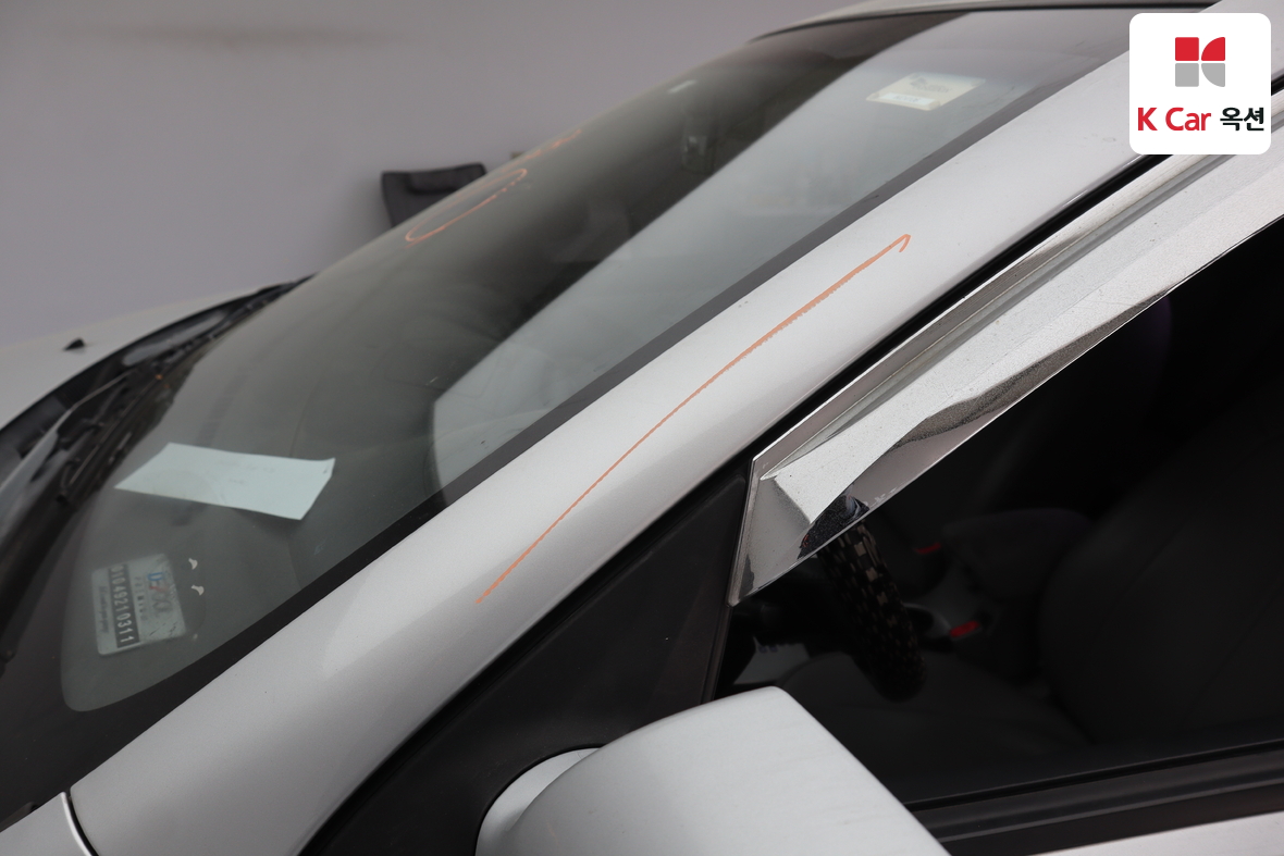 Hyundai Elantra - 35
