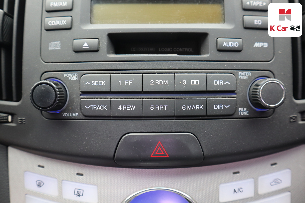 Hyundai Elantra - 14
