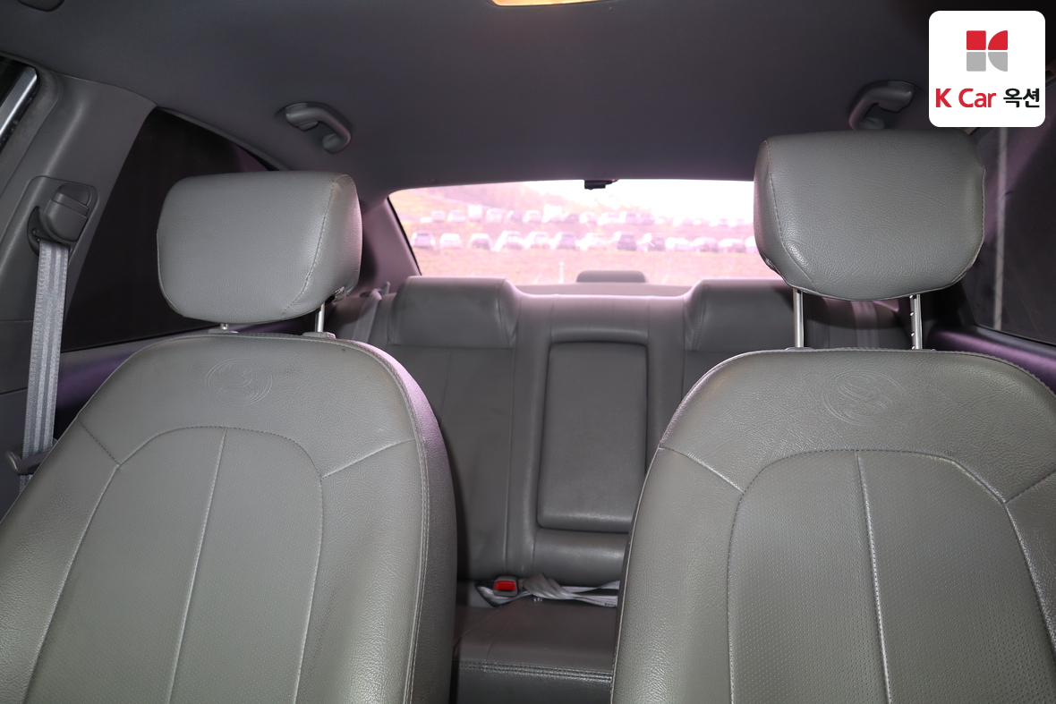 Hyundai Elantra - 19