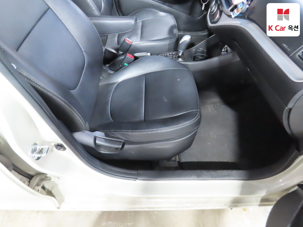 Kia Morning 2015 - Image 29