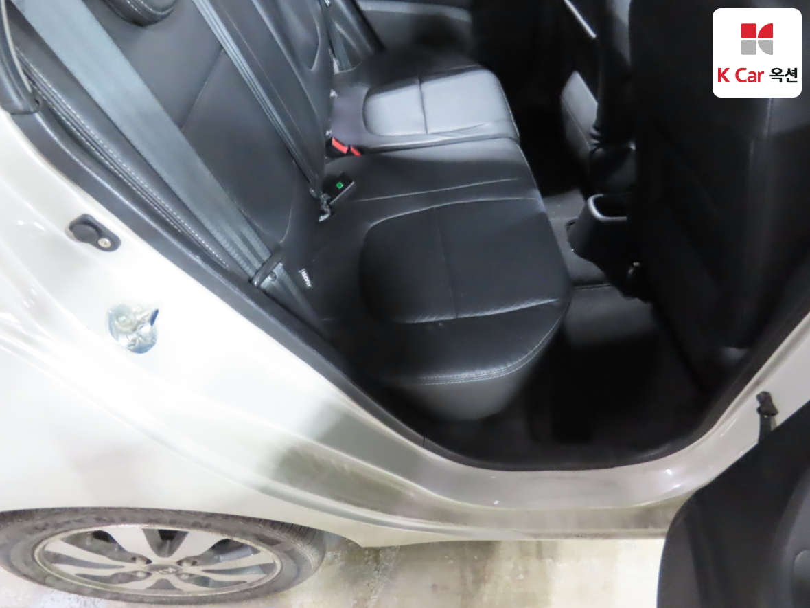 Kia Morning 2015 - Image 27