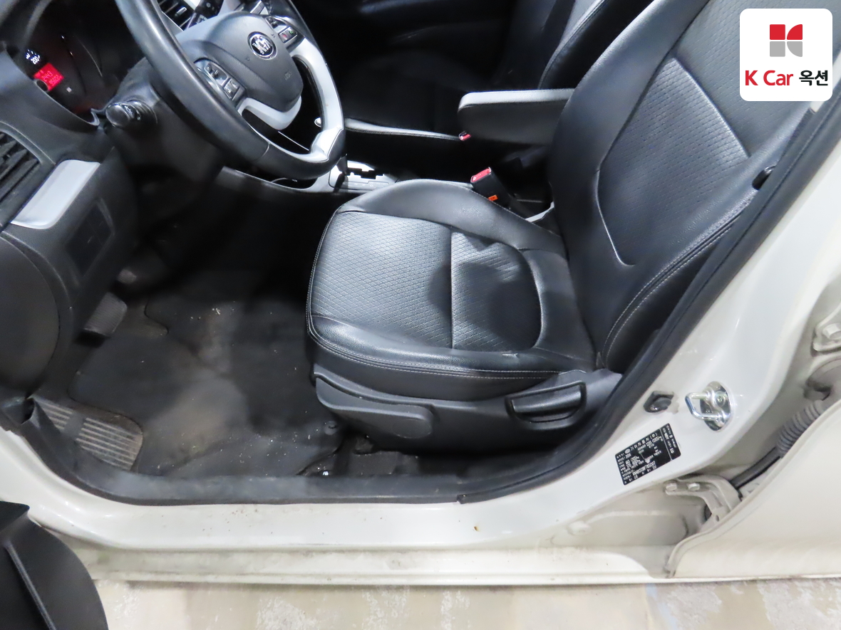 Kia Morning 2015 - Image 17