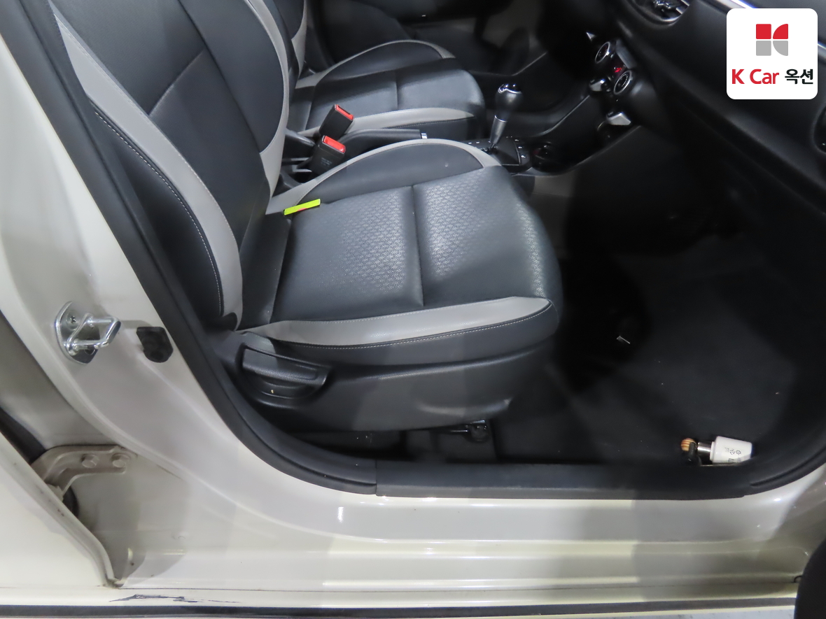 Kia Morning 2017 - Image 31