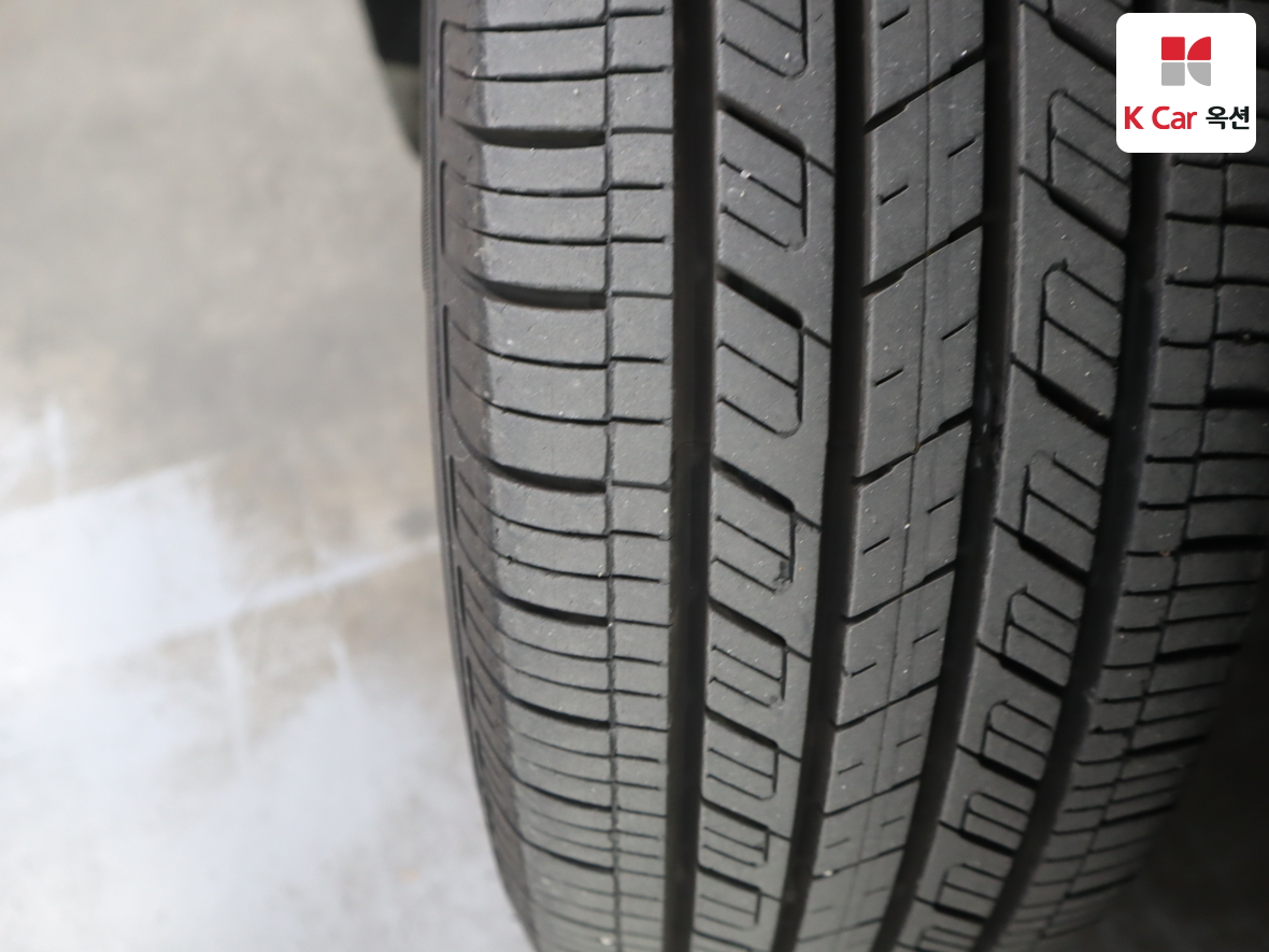 Hyundai Sonata 2010 - Image 30