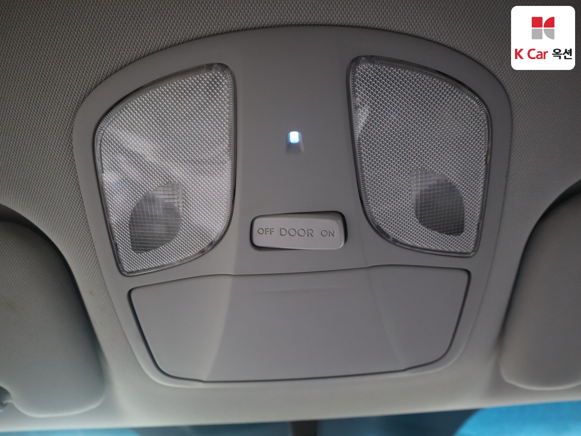 Hyundai Sonata 2010 - Image 12