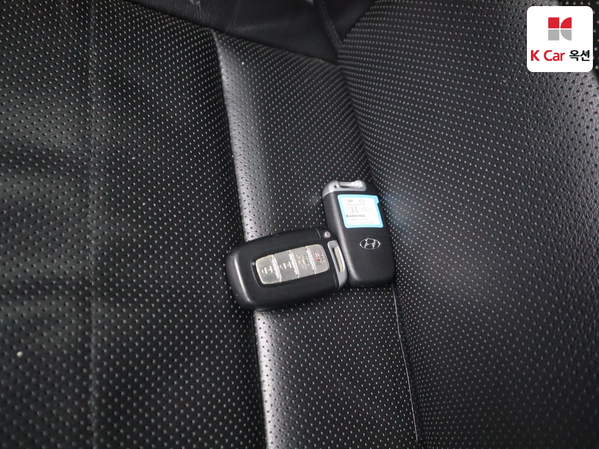 Hyundai Sonata 2010 - Image 16