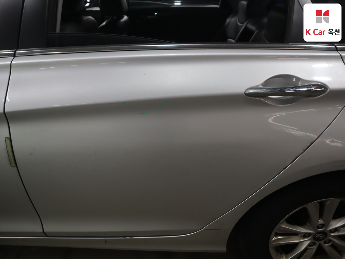 Hyundai Sonata 2010 - Image 35