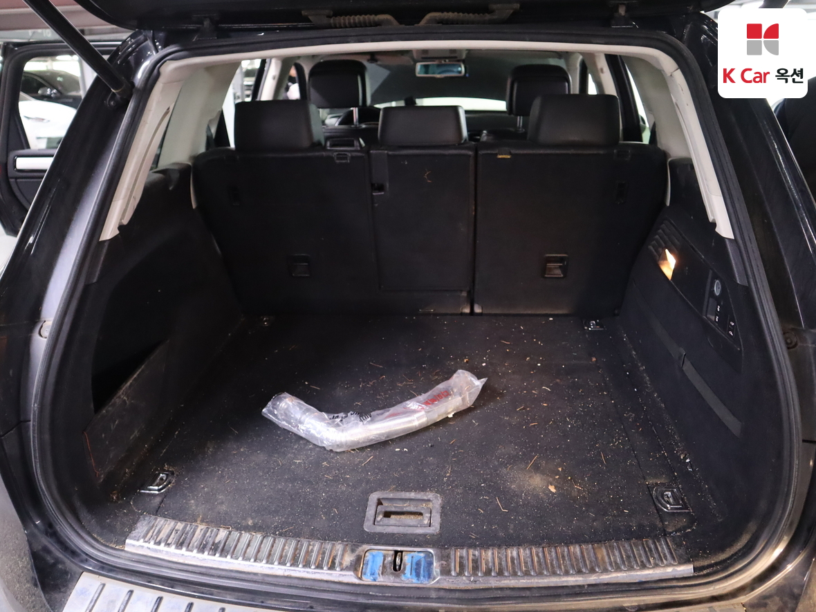 Volkswagen Touareg - 29