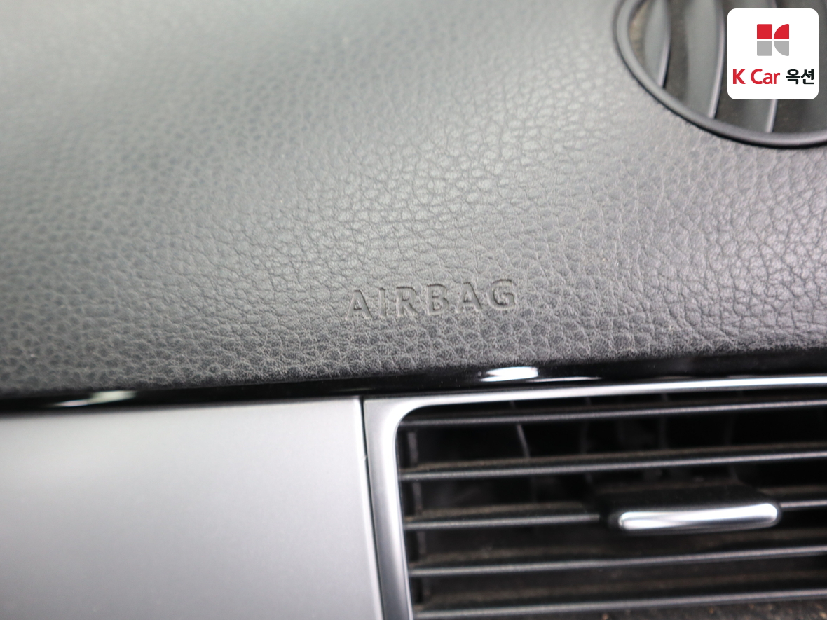 Volkswagen Touareg - 36