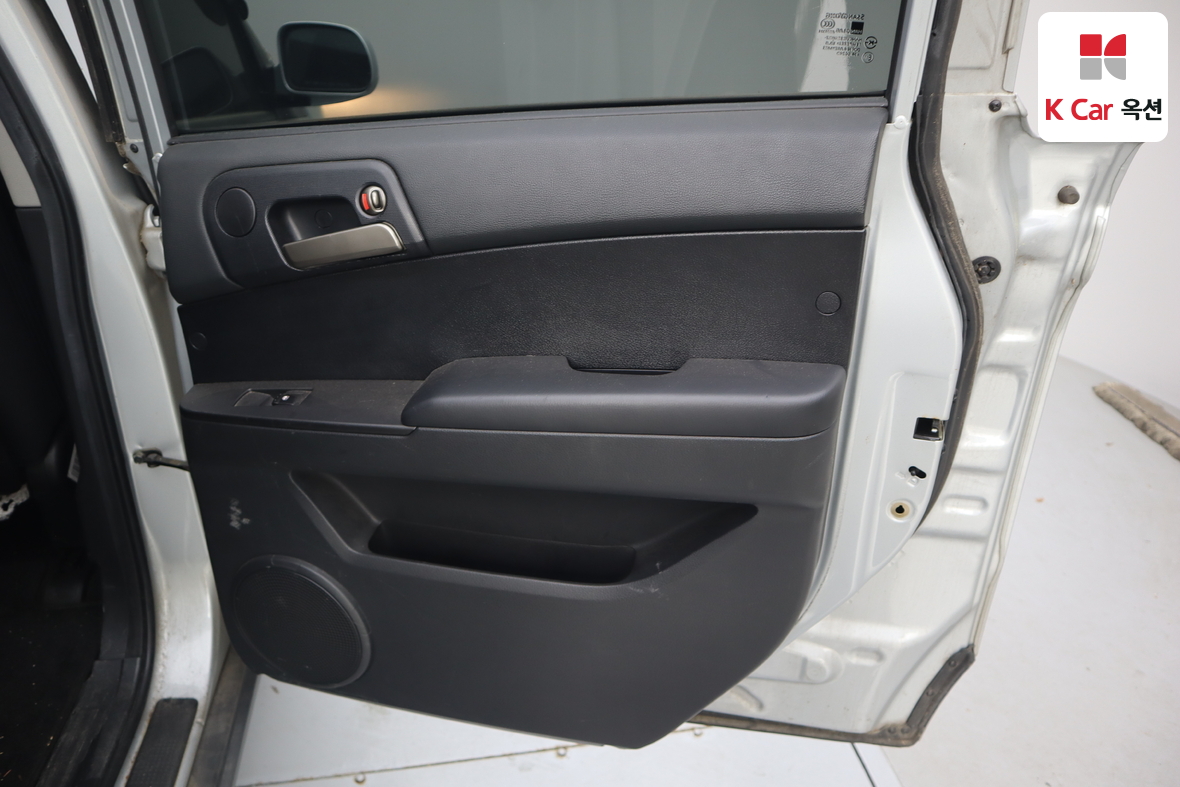 쌍용자동차 코란도 스포츠 - 24