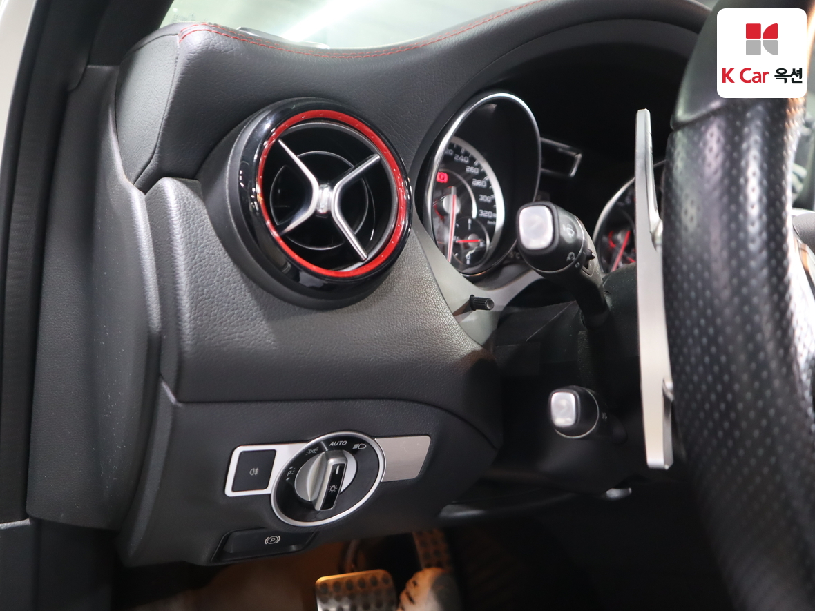 Mercedes-Benz GLA-Class - 9
