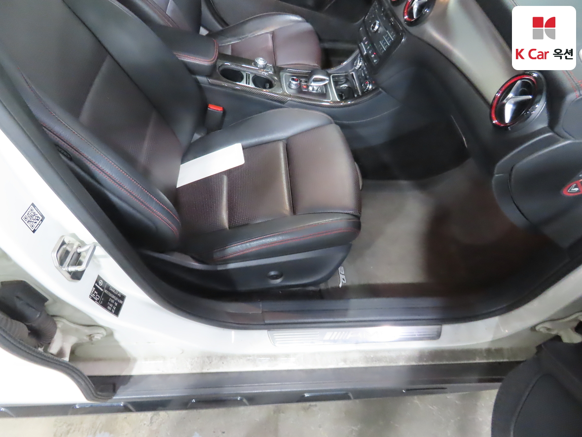 Mercedes-Benz GLA-Class - 33