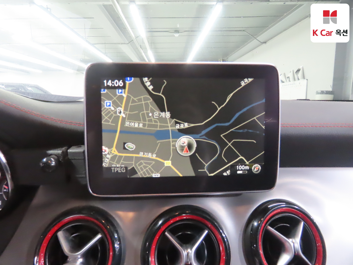 Mercedes-Benz GLA-Class - 14