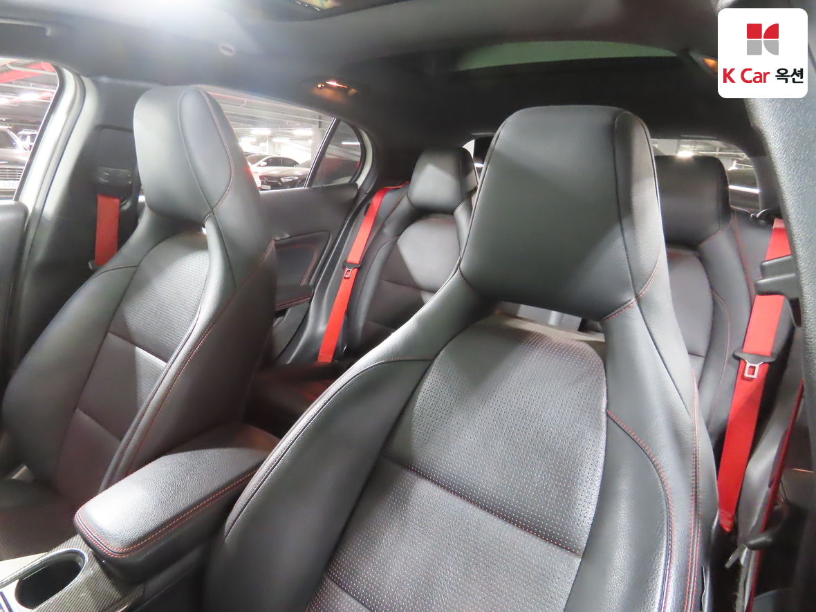 Mercedes-Benz GLA-Class - 20