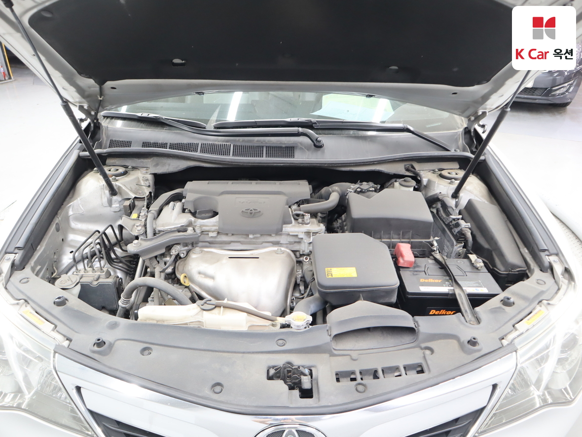 Toyota Camry - 33
