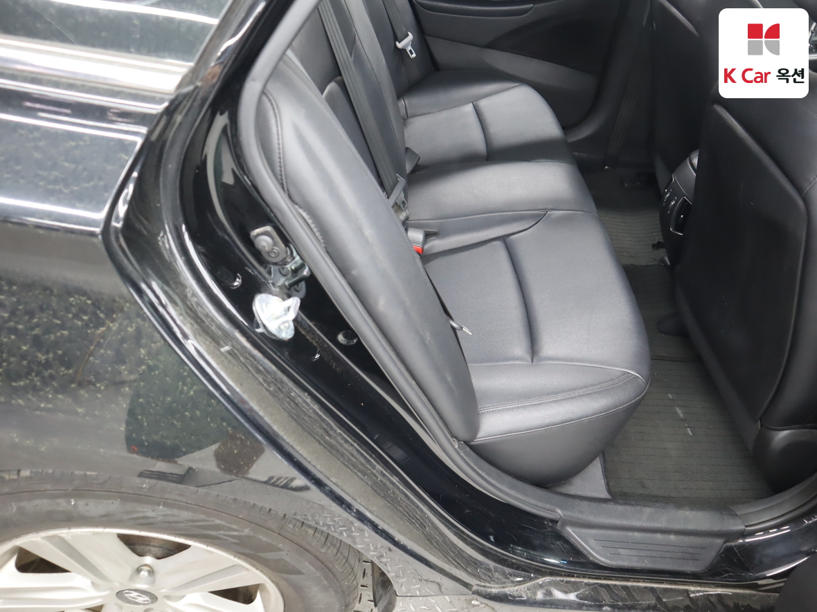 Hyundai Sonata 2013 - Image 26
