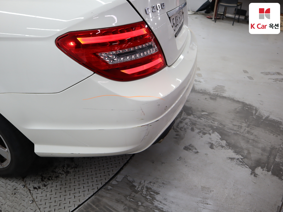 메르세데스-벤츠 C-클래스 2012 - 이미지 43