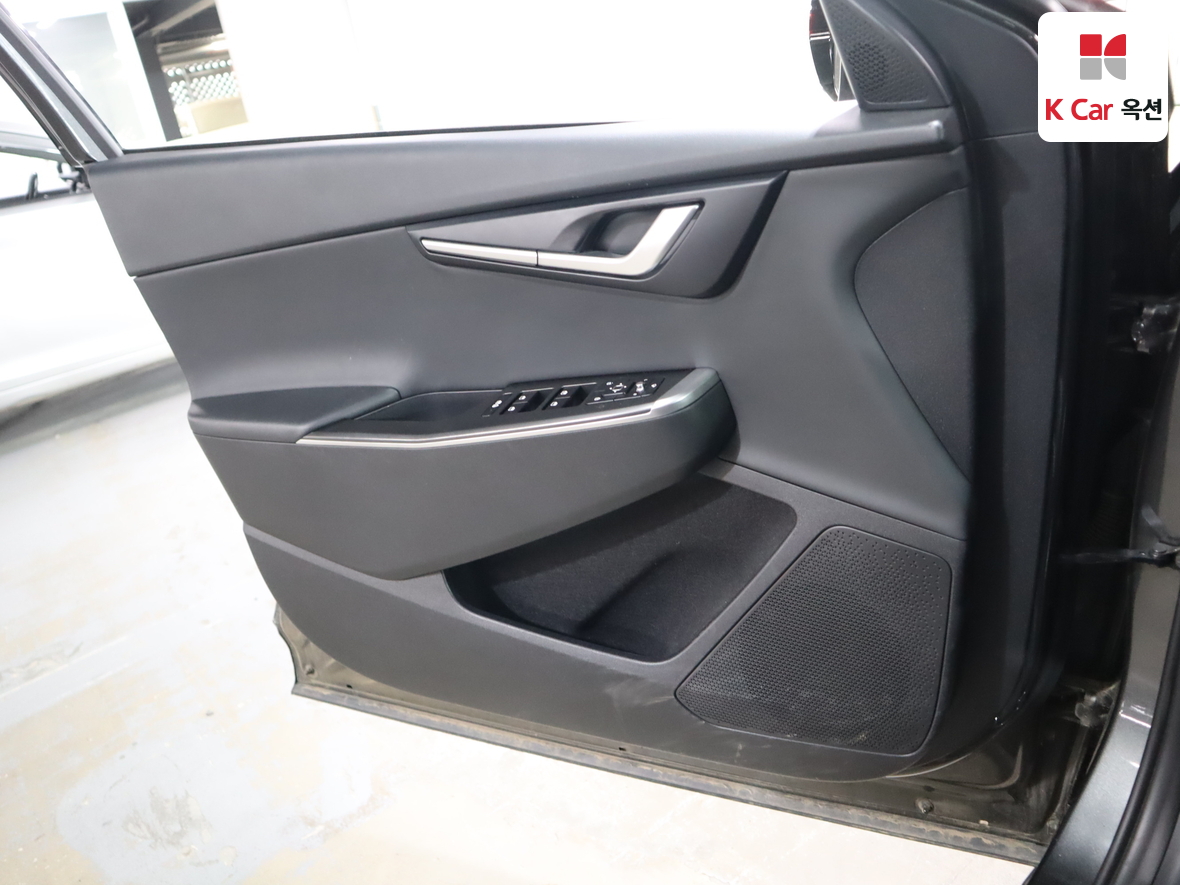 كيا EV6 2022 - صورة 8