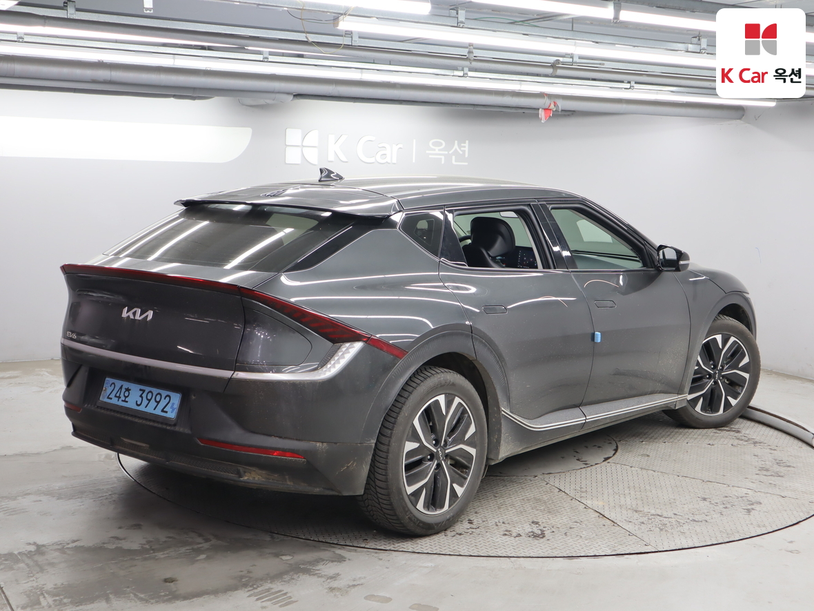 كيا EV6 2022 - صورة 2