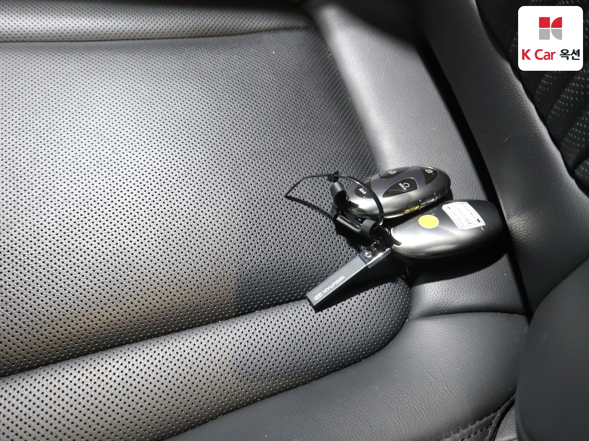 هيونداي أزيرا 2023 - صورة 17