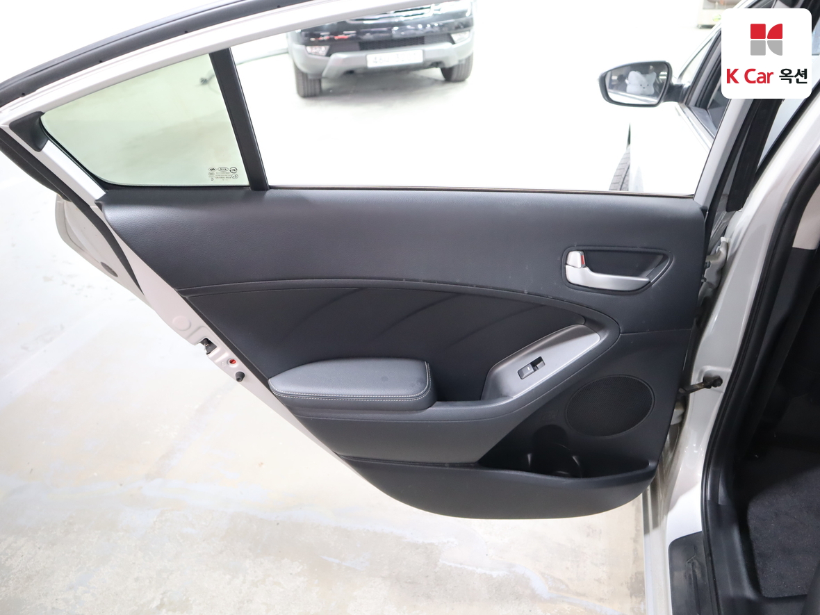 Kia K3 - 24