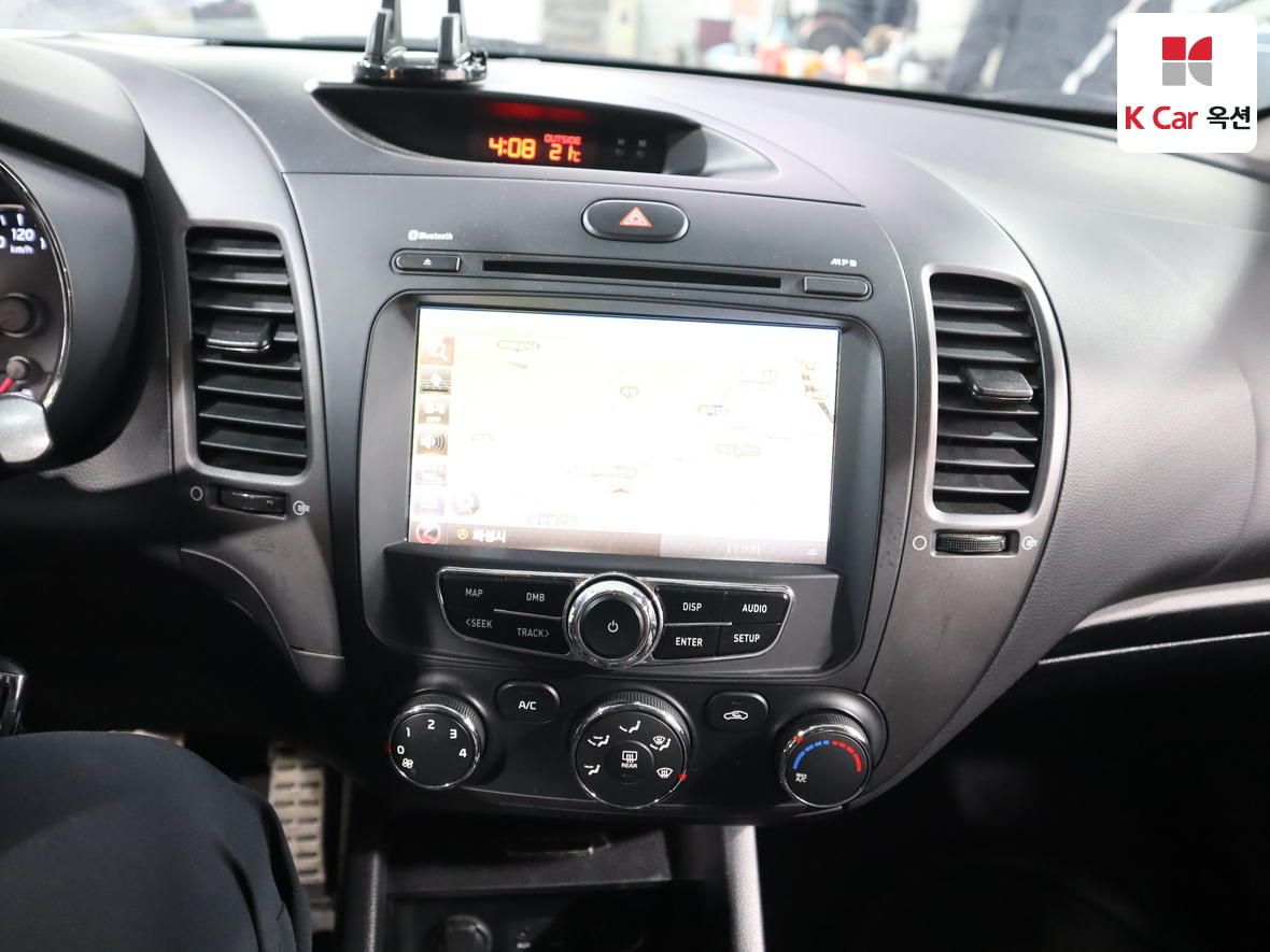 Kia K3 - 6