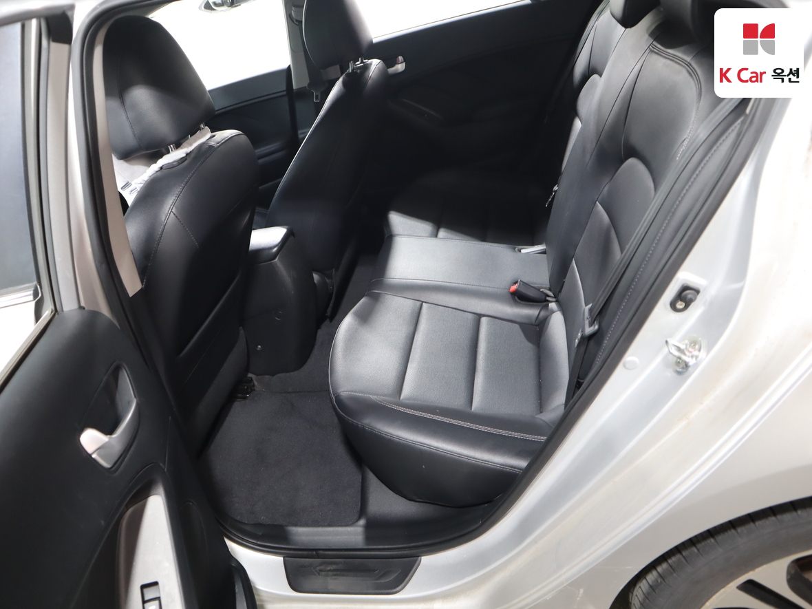 Kia K3 - 25