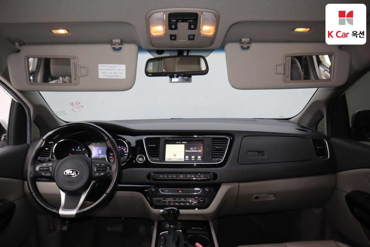 Kia New Carnival - 3