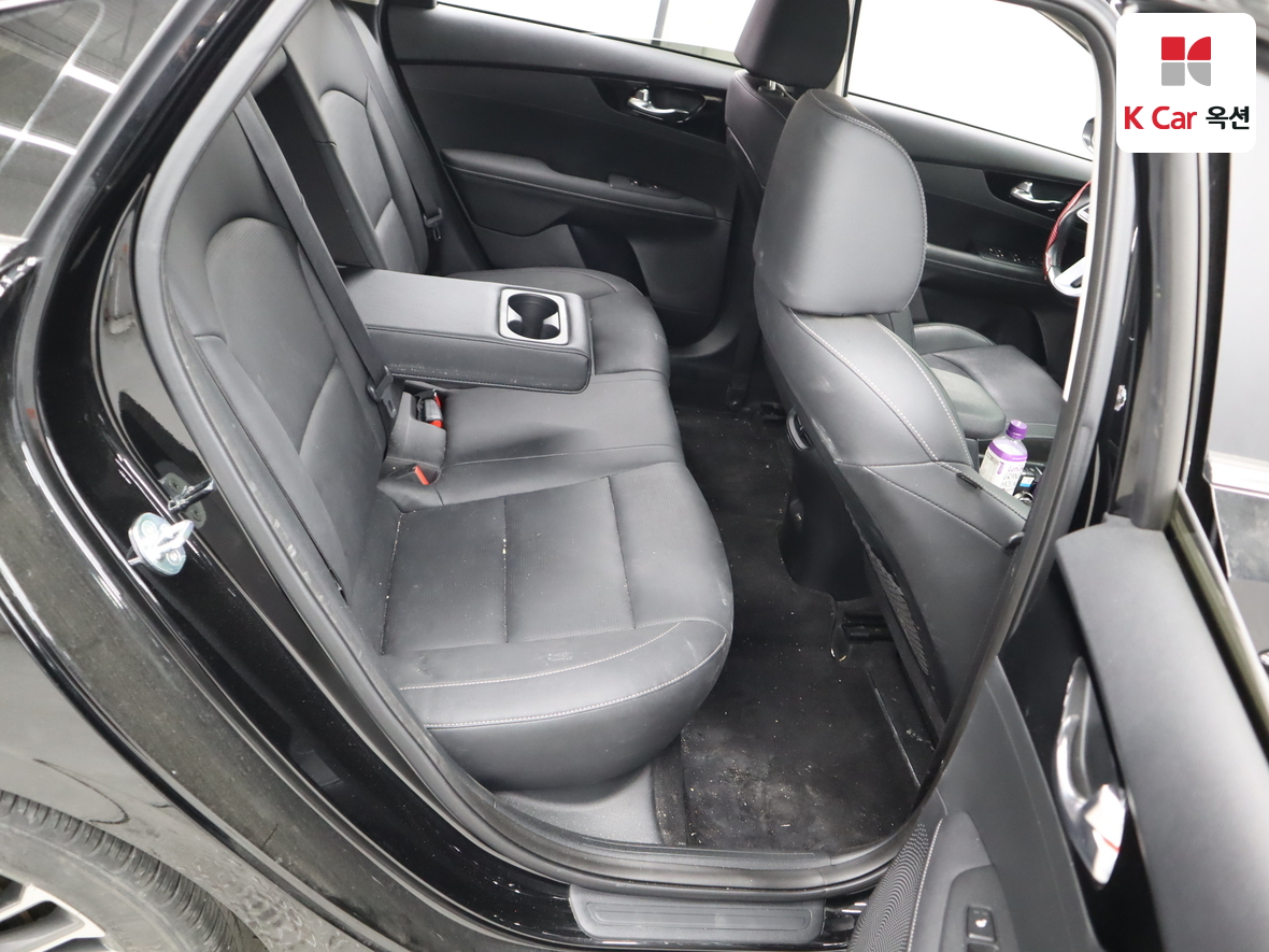Kia K3 - 28