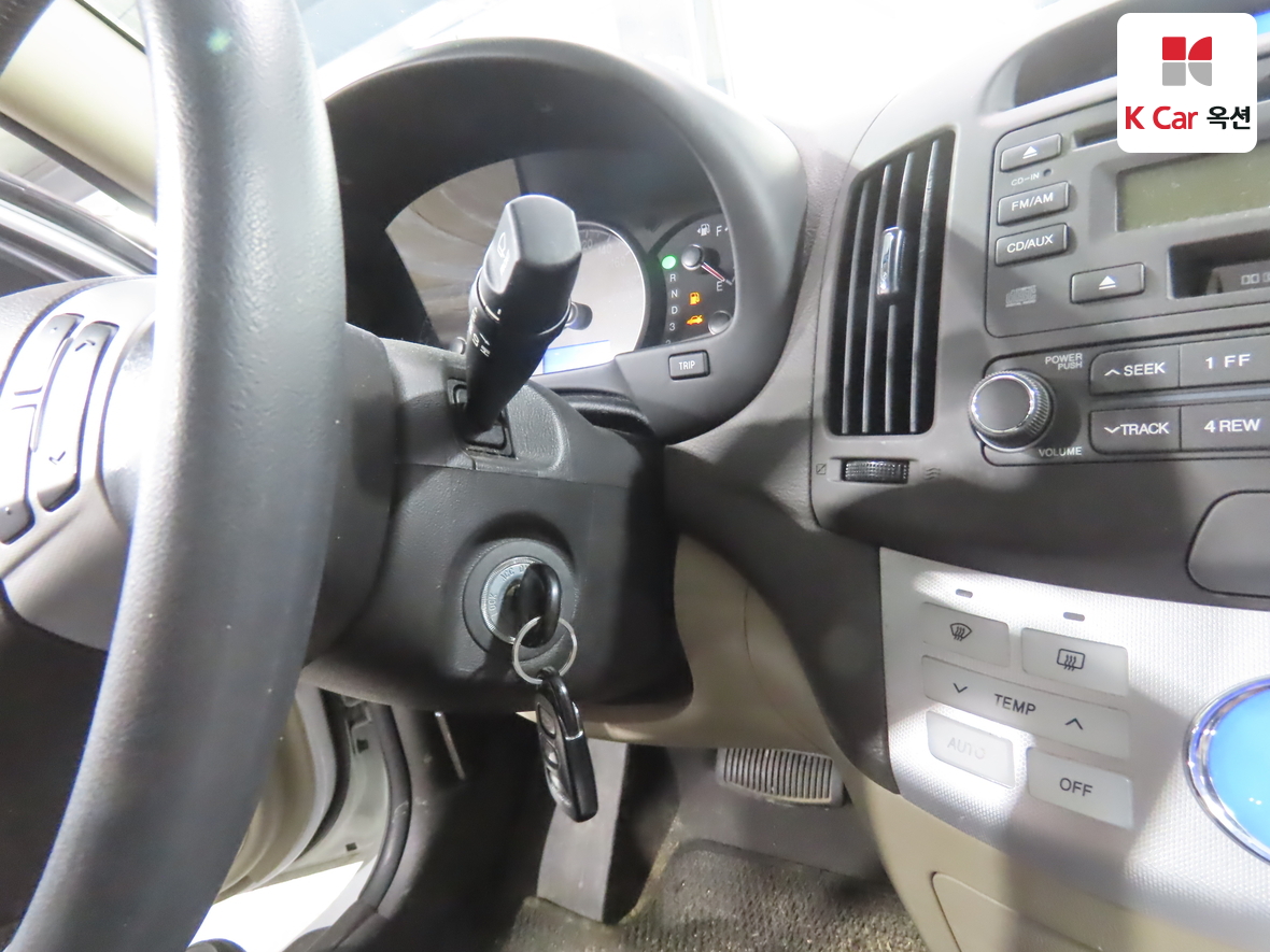 Hyundai Elantra 2008 - Image 11