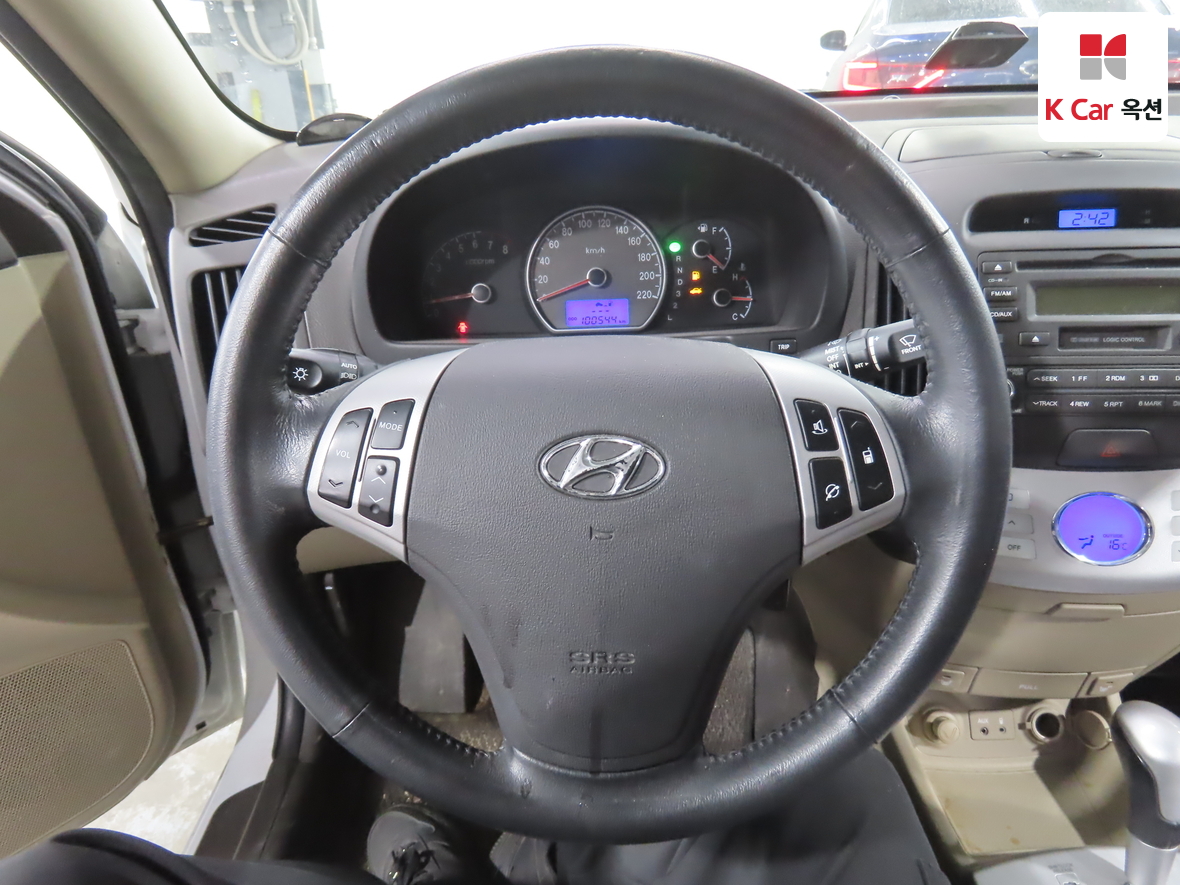 Hyundai Elantra 2008 - Image 10